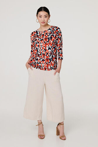 Izabel London – Printed 3/4 Sleeve Boat Neck Top